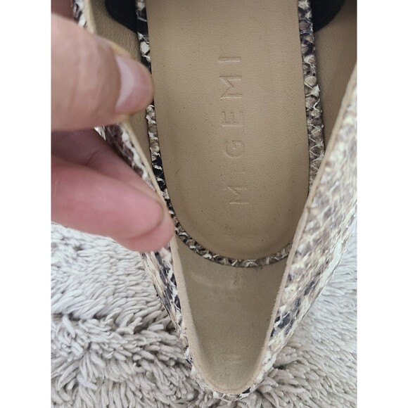 M. Gemi Snakeskin Flats with Black Straps - Picture 6 of 8